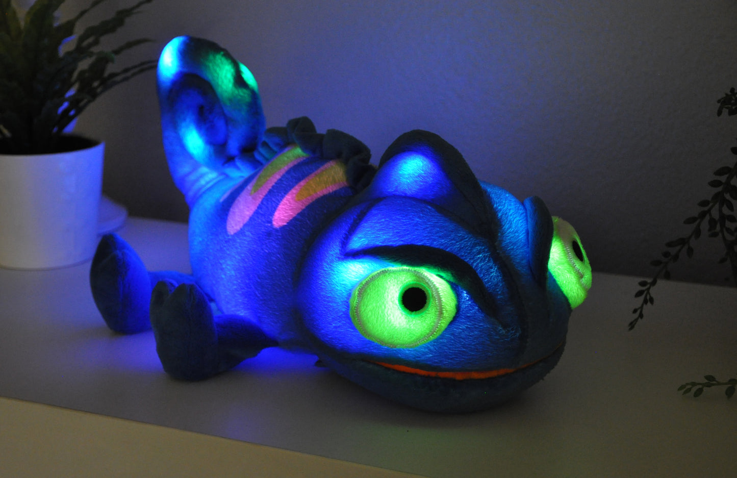 Charley The Chameleon Light Up Plush Toy + Free Gift Bag